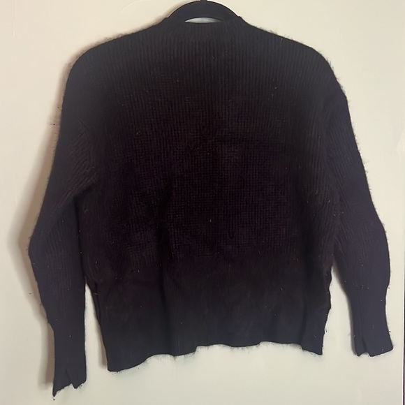 Everlane fuzzy pullover sweater in size xs - Picture 3 of 4